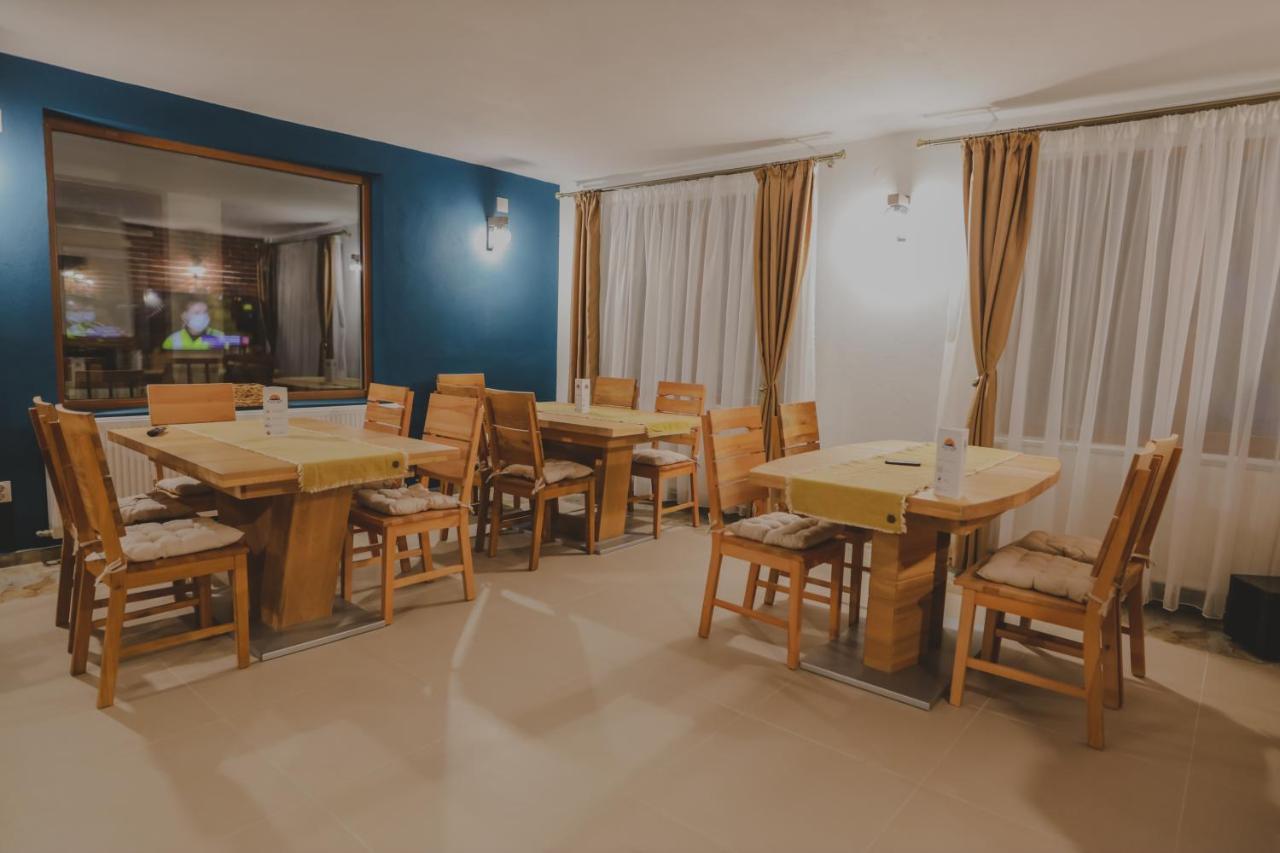 Altitude Guest House รานกา ภายนอก รูปภาพ