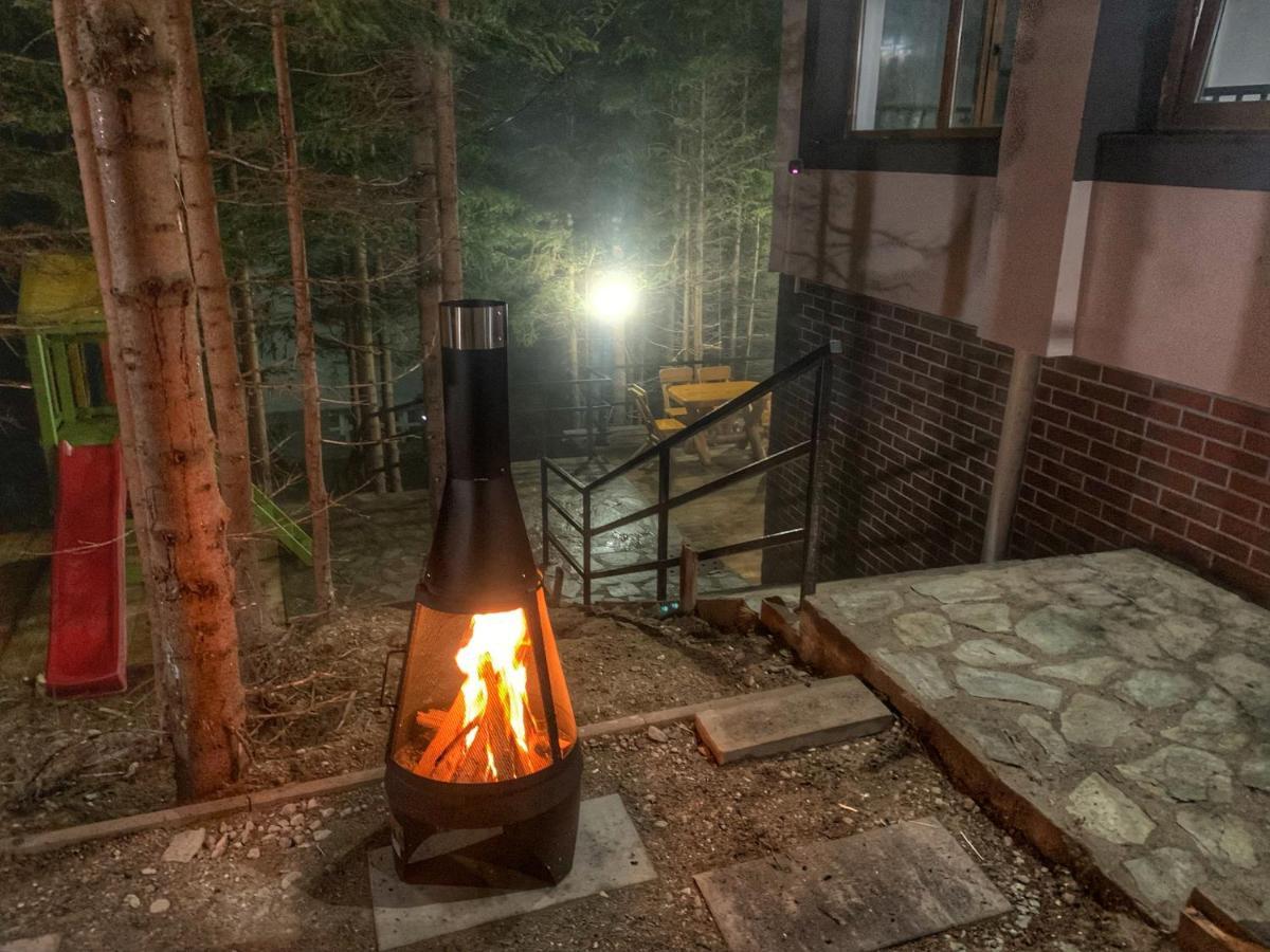 Altitude Guest House รานกา ภายนอก รูปภาพ