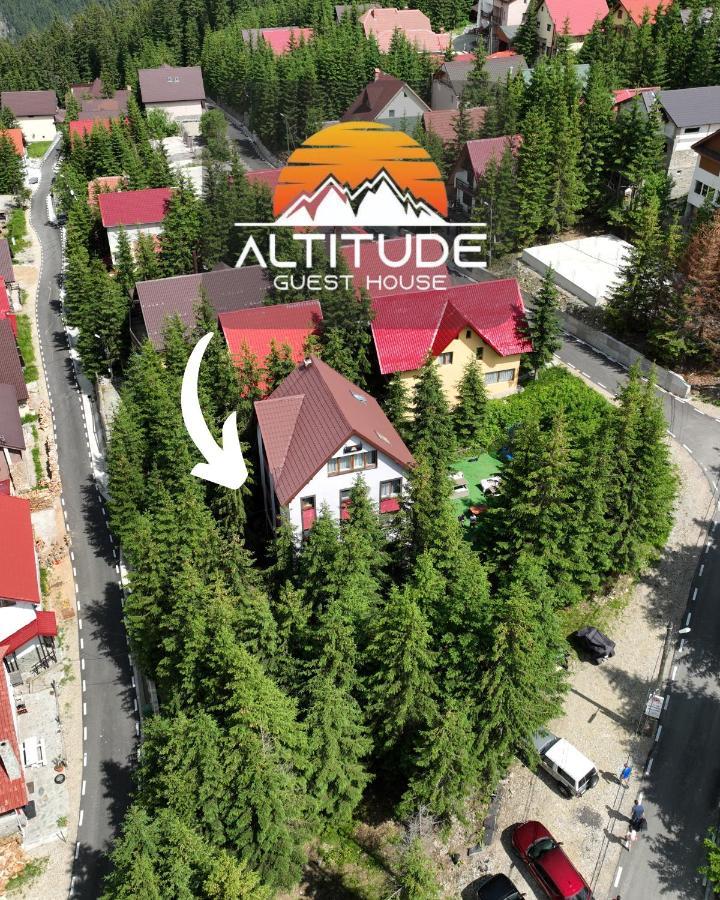 Altitude Guest House รานกา ภายนอก รูปภาพ